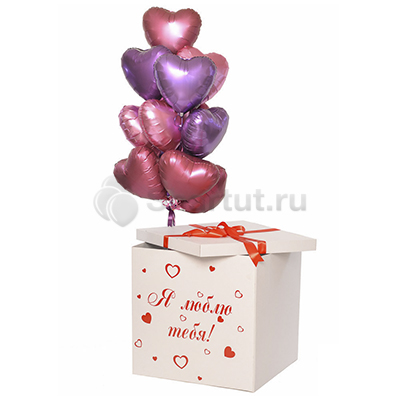 Коробка с шарами в форме сердца