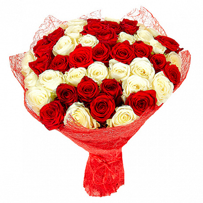 Букет из 51 красной и белой розы «Мэри» 60 см