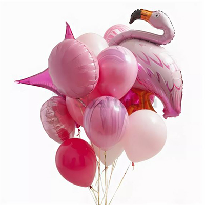 Композиция из шаров с фламинго